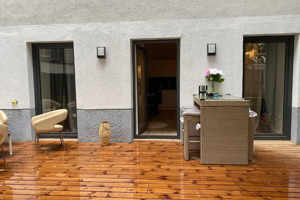 Atelier - Apartment With Garden Viena