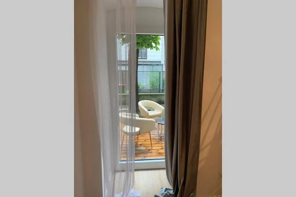 Atelier - Apartment With Garden Viena