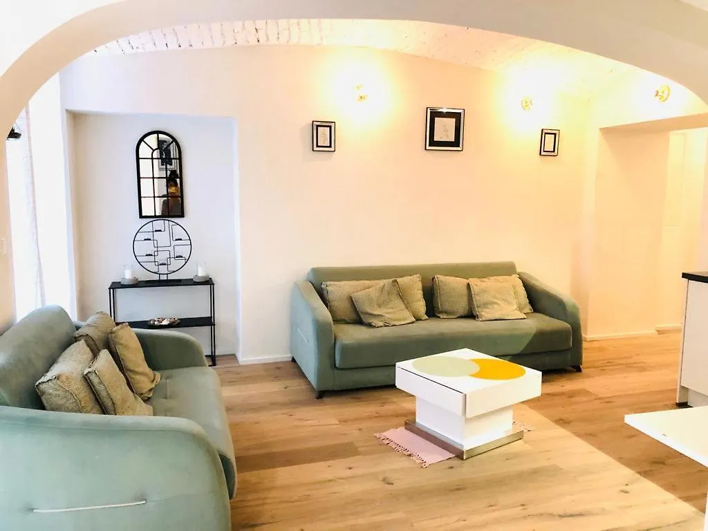 Atelier - Apartment With Garden Viena