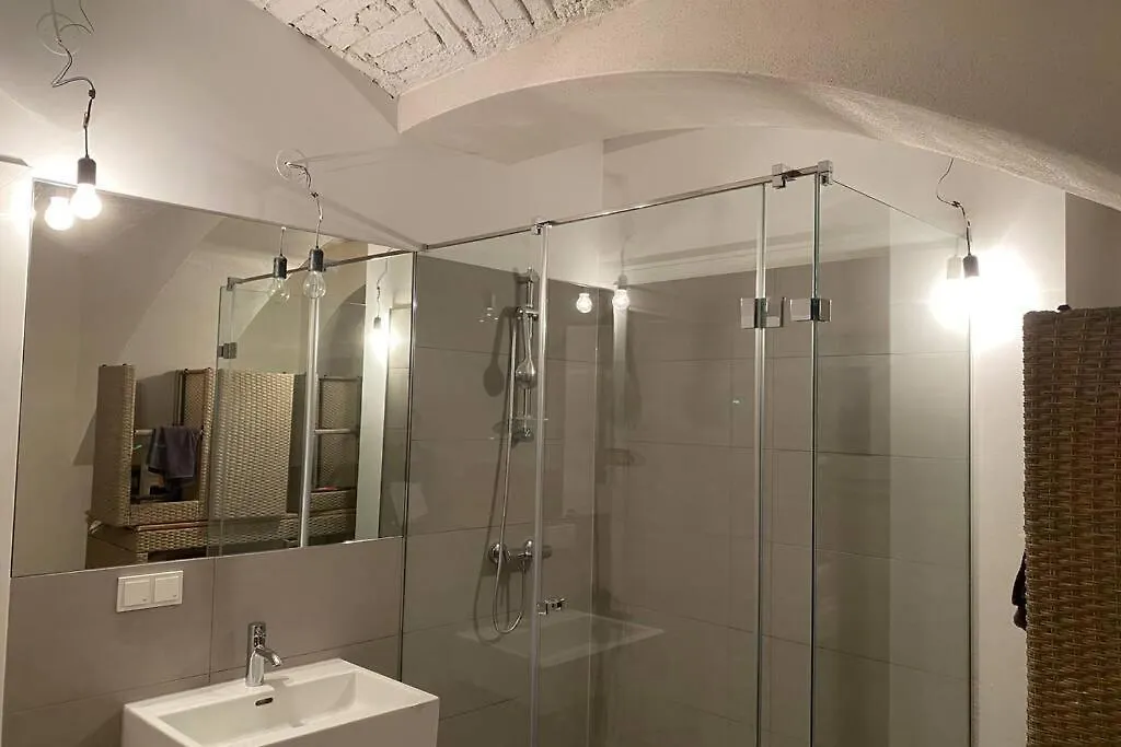 Atelier - Apartment With Garden فيينا