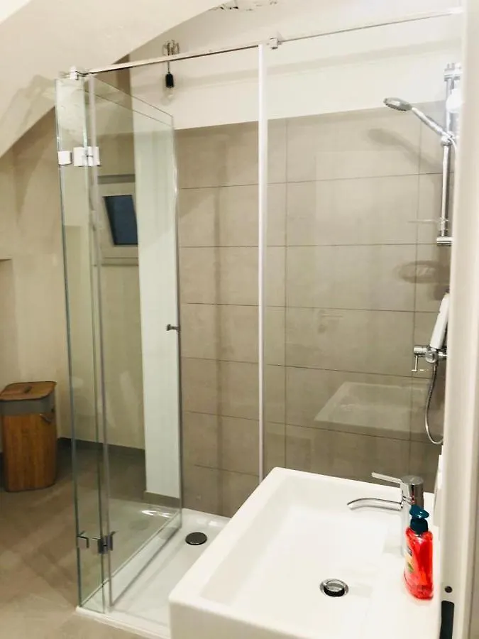 Atelier - Apartment With Garden فيينا 0*,  النمسا