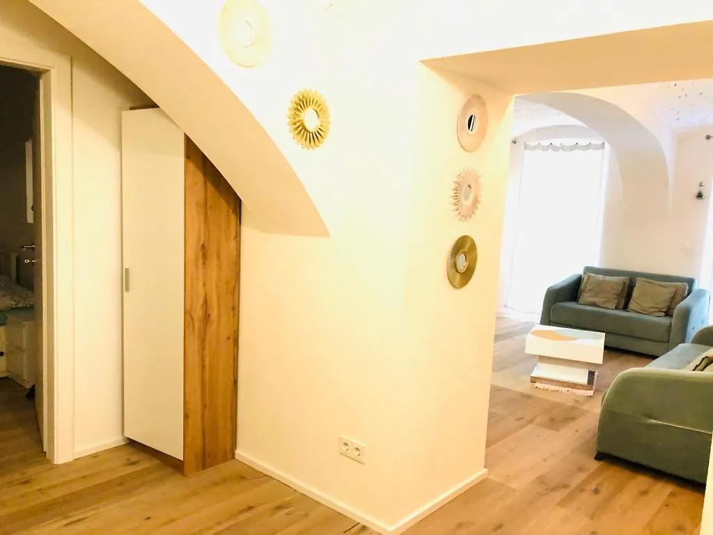 Atelier - Apartment With Garden فيينا